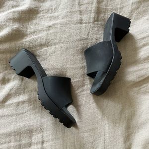 Zara Home Slides